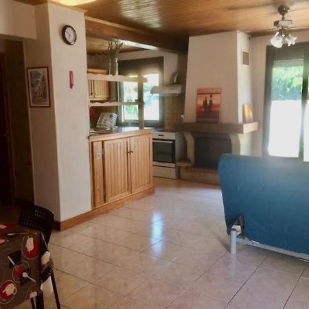 Superbe Appartement En Residence Avec Patio ヴィルヌーヴ・レ・マグローヌ エクステリア 写真